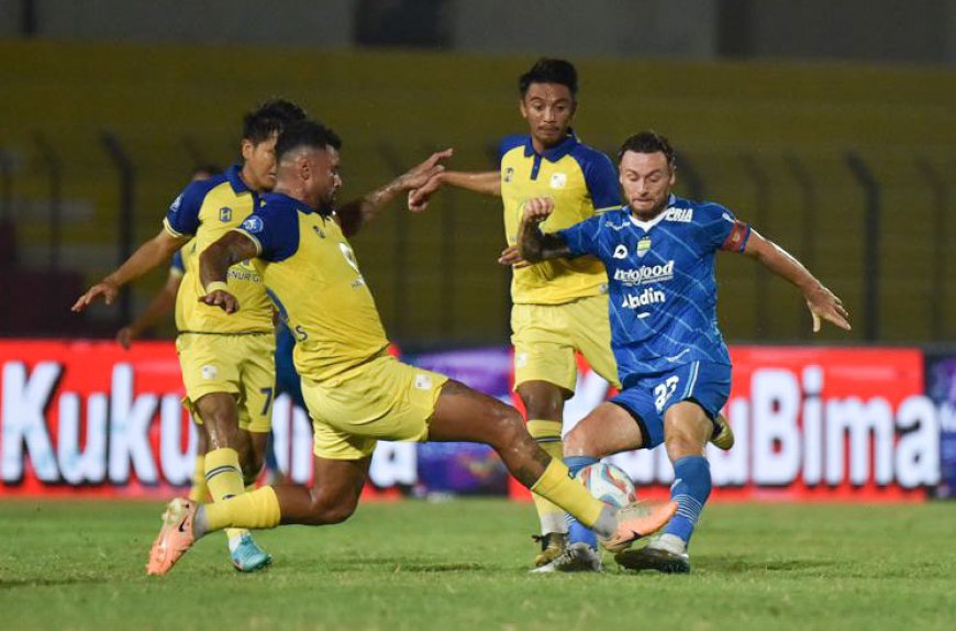 Gol Menit Akhir Bawa Barito Putera Imbangi Persib Bandung