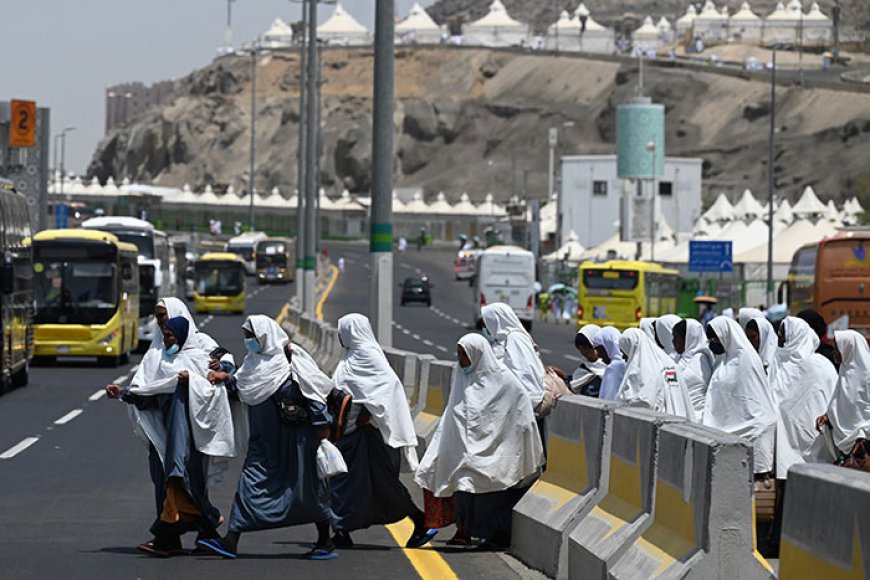 Jemaah Haji Non Reguler Asal HST Terpisah Dari Rombongan di Arab Saudi