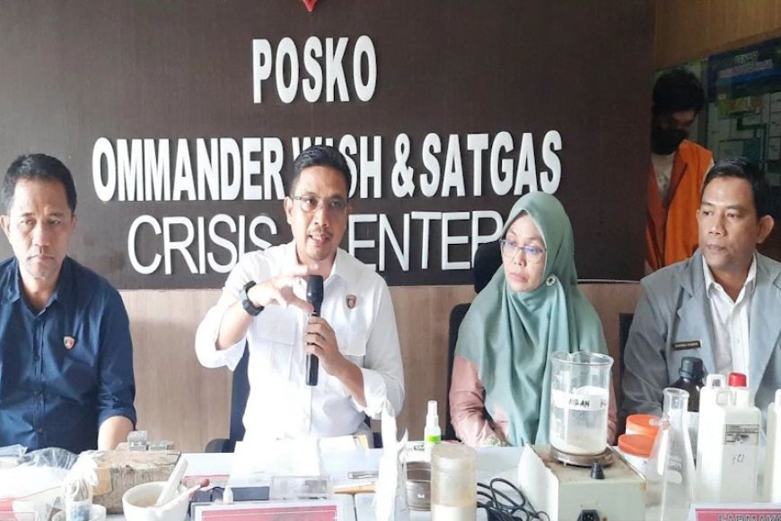 Polda Kalsel Bongkar Industri Rumahan Ekstasi di Kertak Hanyar