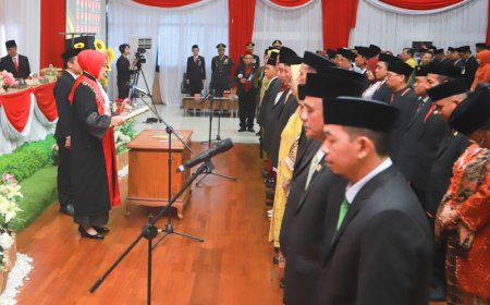 Selepas Salat Jumat, Anggota DPRD Batola Periode 2024-2029 Resmi Dilantik