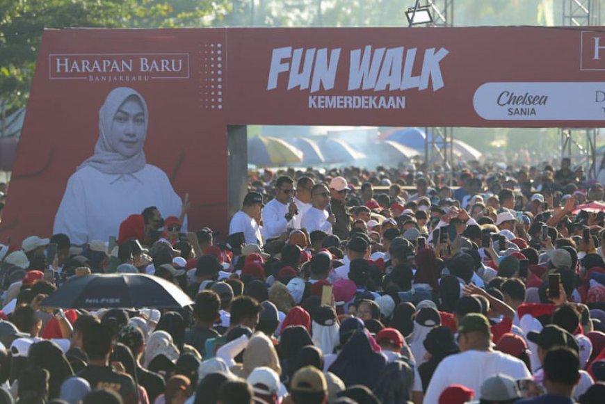 Ikut Fun Walk Bersama Lisa Halaby, Mualaf di Banjarbaru Raih Hadiah Umrah