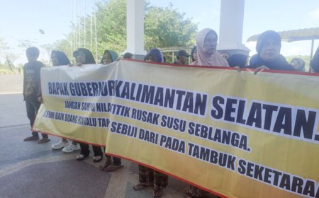 Massa Tuntut Pencopotan Kepala Disdikbud Kalsel, Inspektorat Siap Memproses