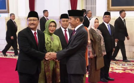 Gus Ipul Resmi Menjadi Mensos Pengganti Tri Rismaharini