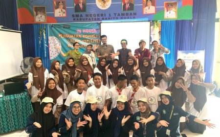 Dosen UNISM Kembali Berdayakan Remaja Melalui Program KKR Cakap Digital