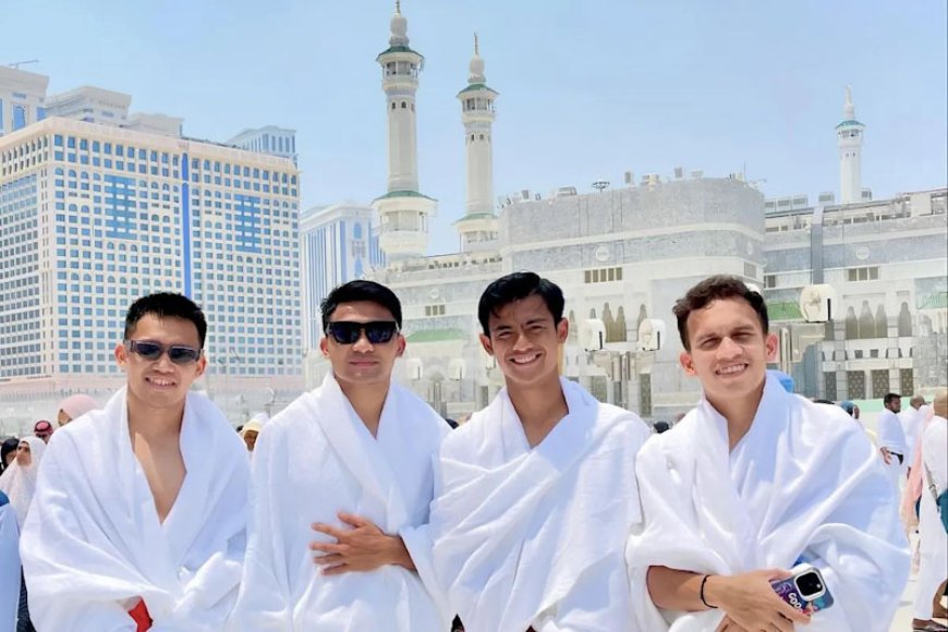 Sebelum Melawan Arab Saudi, 14 pemain Timnas Indonesia Melakukan Umrah