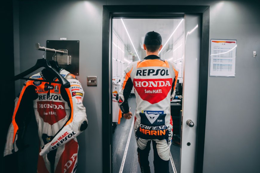 Usai Ditinggal Marc Marquez, Repsol dan Honda Resmi Bercerai