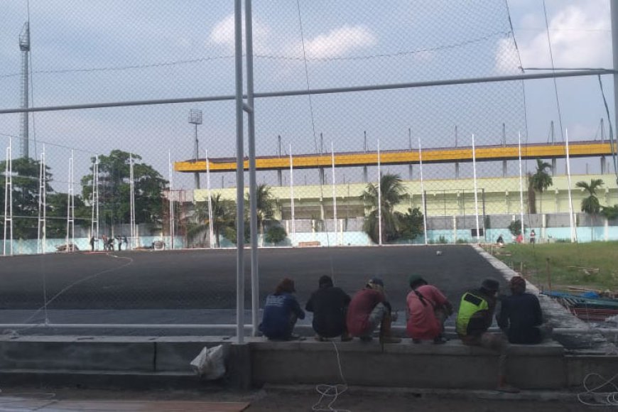 Dispora Kalsel Bangun Lapangan Mini Soccer di SKB Mulawarman
