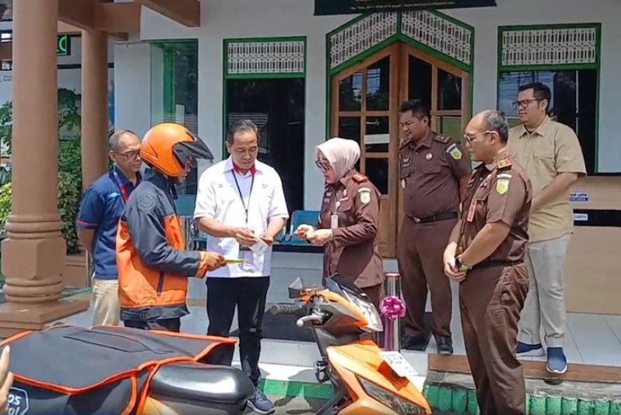 Gandeng PT Pos, Kejari Batola Bikin Terobosan Pengembalian Barang Sitaan