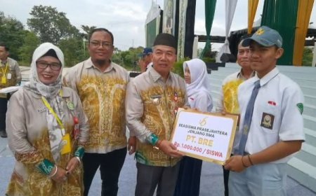Semarak Hari Jadi ke-59 Tapin, PT BRE Berbagi Ratusan Beasiswa