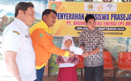 Ratusan Pelajar di Tapin Terima Beasiswa dari PT BRE