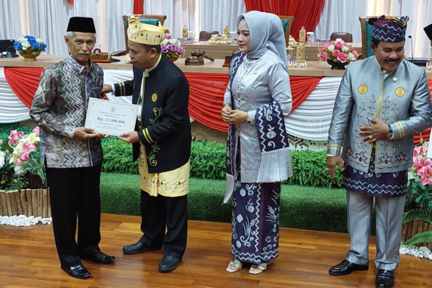 DPRD Batola Gelar Rapat Paripurna Hari Jadi ke-65, Sejumlah Pencapaian Positif Diungkap