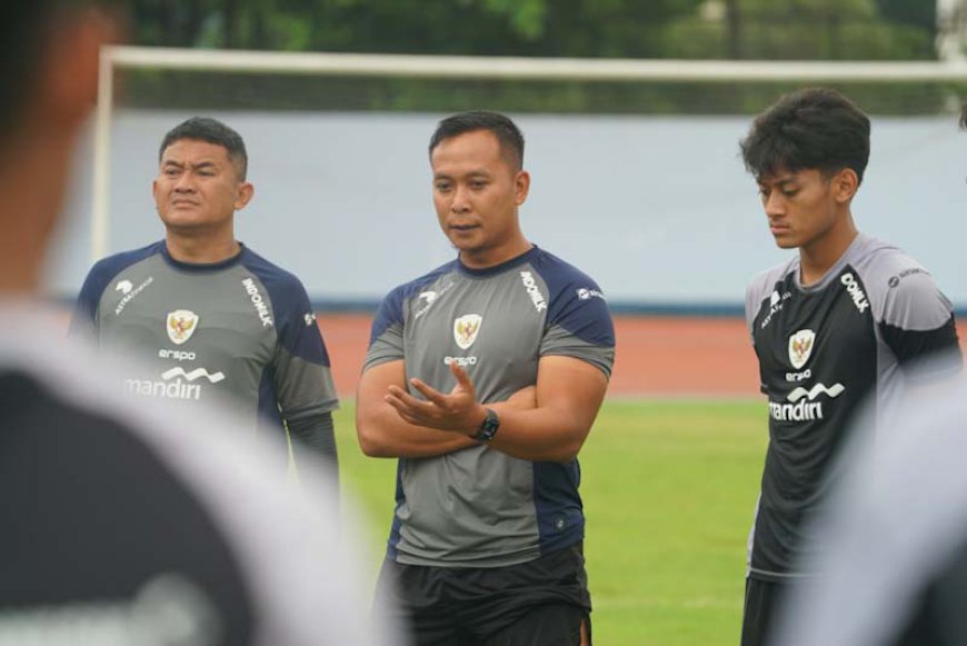 Tentang Sofie Imam, Asisten Pelatih Lokal di Timnas Indonesia Era Patrick Kluivert