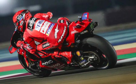 Telikung Maverick Vinales, Marc Marquez Juarai MotoGP Qatar