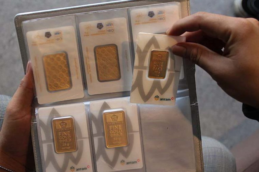 Harga Emas Antam Pecah Rekor, Tembus Rp2,016 Juta Per Gram
