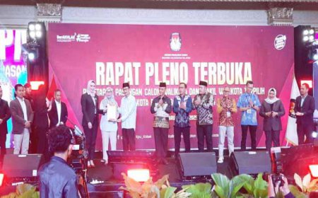 Sah! Lisa-Wartono Ditetapkan Menjadi Wali Kota dan Wakil Wali Kota Banjarbaru Terpilih