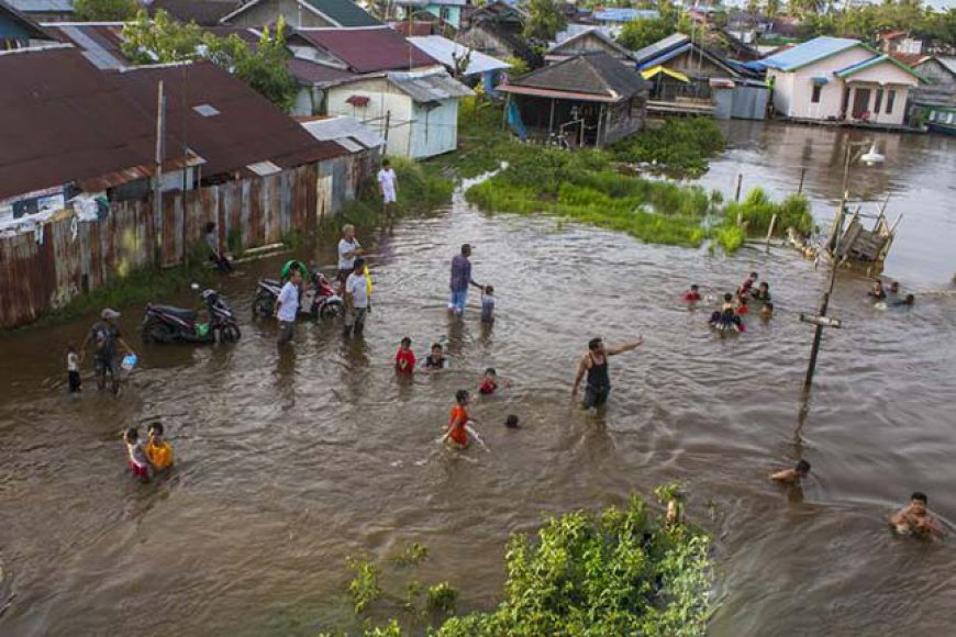 Waspada Potensi Rob di Muara Sungai Barito Mulai 14 Mei 2025