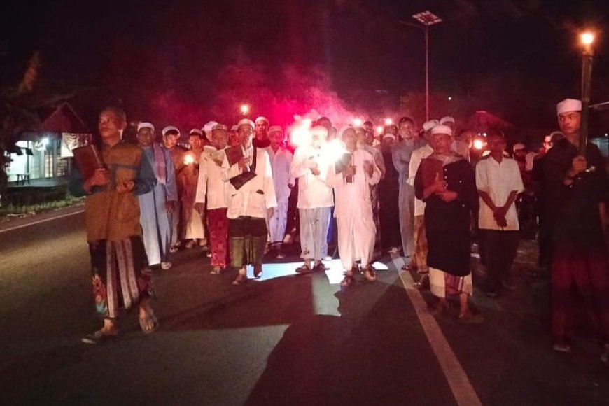 Prihatin Lihat Kecelakaan Terus, Warga Anjir Pasar dan Anjir Muara Batola Gelar Tolak Bala