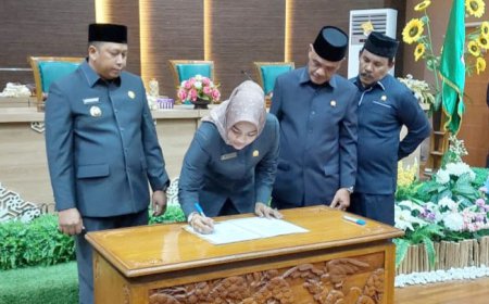 Paripurna DPRD Batola Sepakati APBD Perubahan 2025 Senilai Rp1,9 Triliun