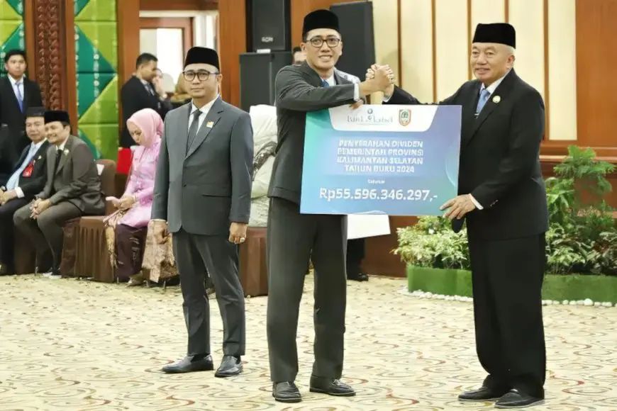Pemprov Kalsel Terima Pembagian Dividen Bank Kalsel dan PT Bangun Banua