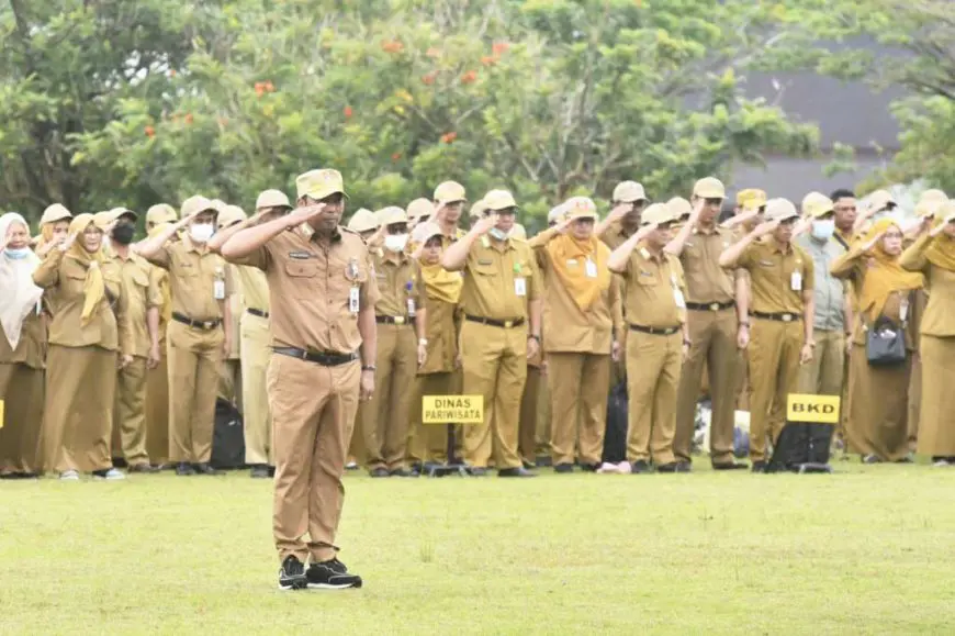 Gaji Ke-13 ASN Pemprov Kalsel Dicairkan, Saatnya Belanja Kebutuhan Sekolah Anak