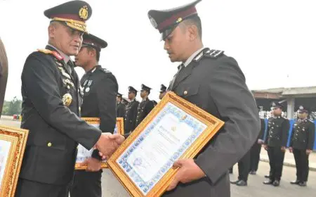 Momen HUT ke-80 RI, Polda Kalsel Beri Penghargaan 22 Personel Berprestasi