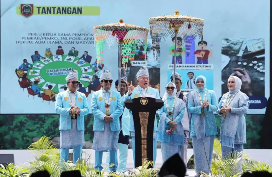 Puncak Hari Jadi ke-75 Kalsel, Dari Tari Kolosal Meratus hingga Penyerahan Puluhan Penghargaan