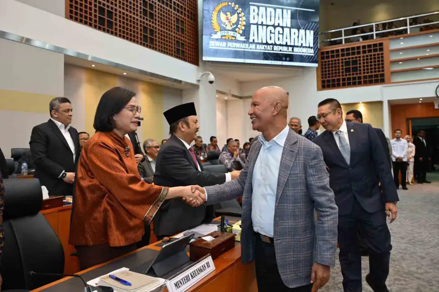 Menteri Keuangan Sri Mulyani Koreksi Anggaran Tunjangan Guru, Naik Menjadi Rp247,7 Triliun