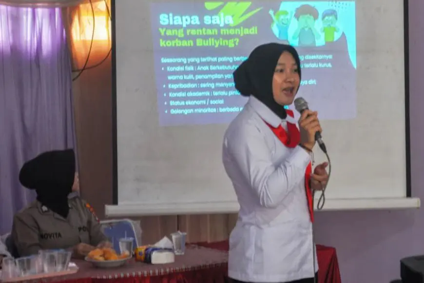 Setop Perundungan di Sekolah, Polwan Polres Batola Mengampanyekan Rise And Speak