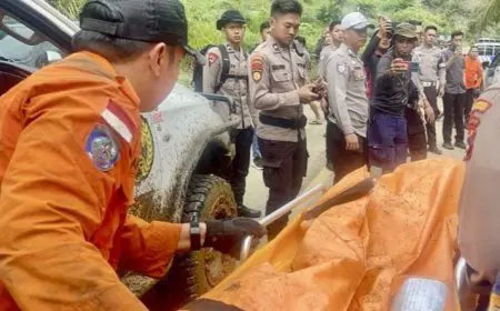8 Jenazah Korban Kecelakaan Helikopter EastIndo Dievakuasi ke RS Bhayangkara Banjarmasin