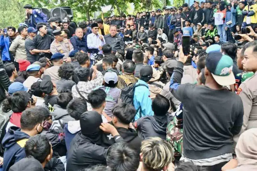 Ditemui Ketua DPRD, Unjuk Rasa di Kalsel Berlangsung Tertib