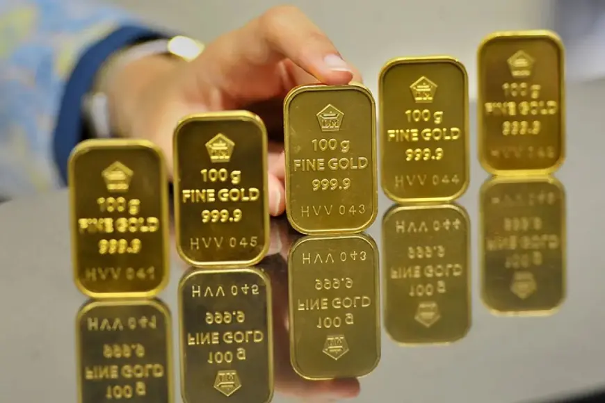 Terus Melejit! Harga Emas Antam Sentuh Rp2.060.000 per Gram