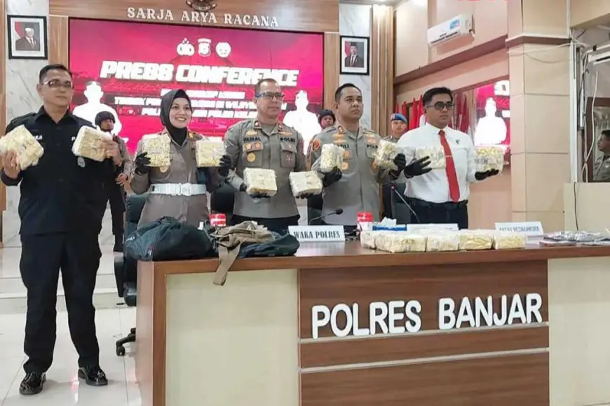 Satlantas Banjar Tangkap Pengedar Sabu, Sita Barbuk Seberat 19 Kilogram
