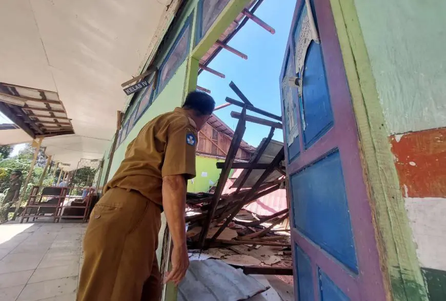 Tak Kunjung Diperbaiki, Kondisi SDN Tinggiran Darat di Batola Memburuk