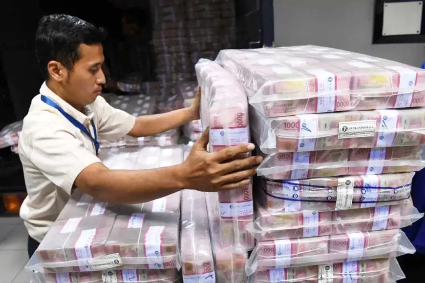Hingga Agustus 2025, Ratusan Triliun Dana Pemerintah Daerah Mengendap di Bank