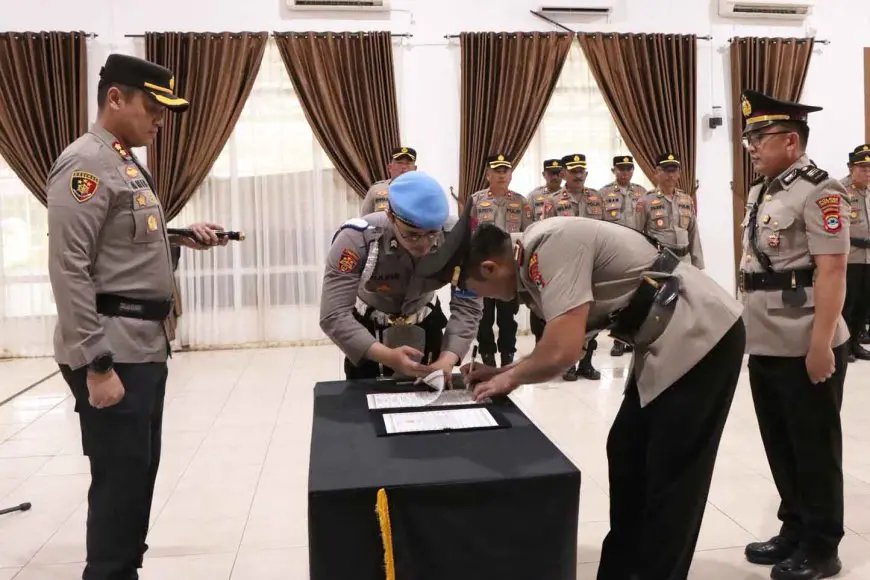 Kapolres Batola Lantik Kasat Lantas Baru, Andre Primaraharja Menggantikan Andi Tri