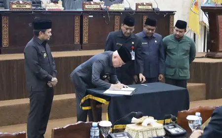 APBD 2026 Resmi Disetujui, Pemprov Kalsel Fokus Pendidikan, Infrastruktur dan Iklim