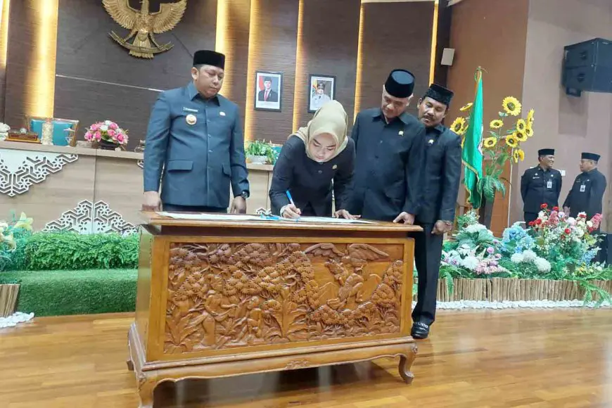Raperda APBD 2026 Disetujui, DPRD Minta Pemkab Batola Bijak Menyikapi Pengurangan Transfer ke Daerah