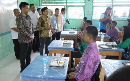 Wamendagri Apresiasi MBG di Kalsel, Tetapi Penyaluran Baru Capai 42 Persen