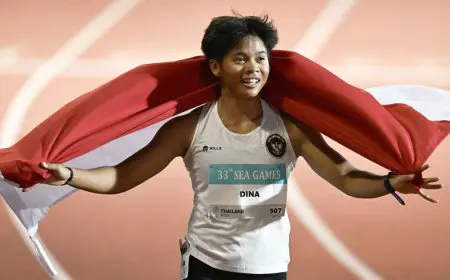 Doa Keluarga Terkabul, Atlet Kalsel Dina Aulia Raih Emas di SEA Games 2025