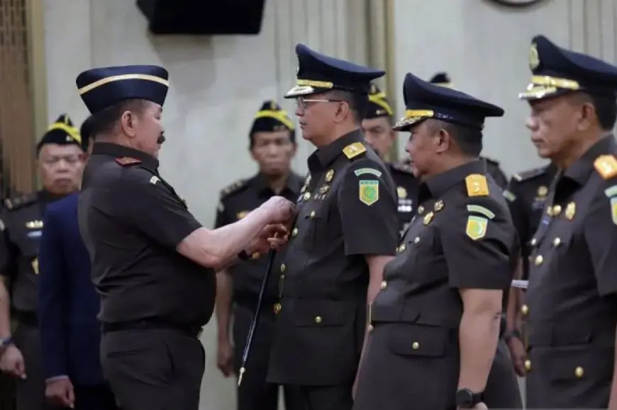 Pejabat Lama Tersandung Korupsi, Jaksa Agung Tunjuk Budi Triono Pimpin Kejari HSU