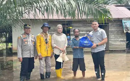Sinergi DPRD Batola dan PT PBB Bantu Warga Terdampak Banjir di Sinar Baru