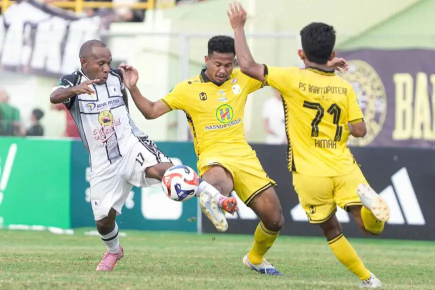 Duel Sengit di Stadion 17 Mei, Barito Putera vs Persipura Berakhir Imbang