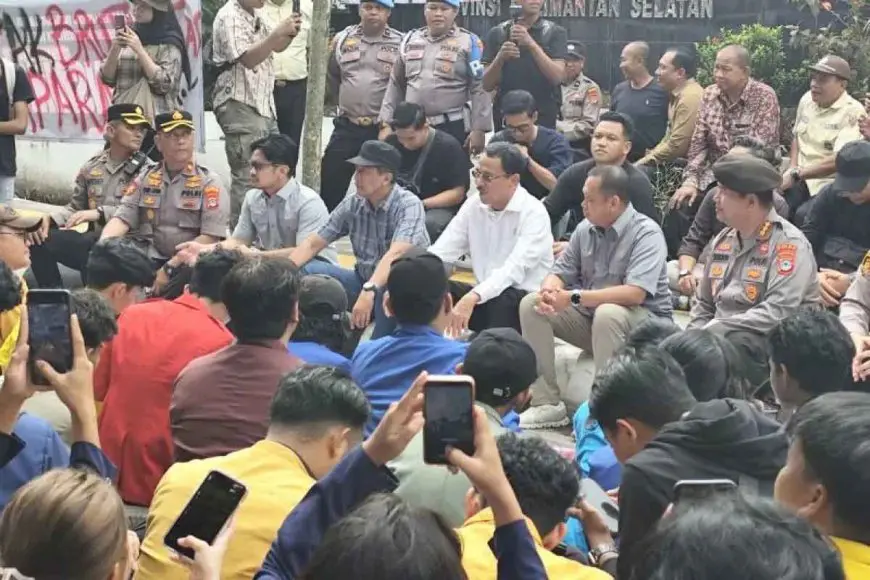 DPRD Kalsel Terima Tuntutan BEM Perihal Penolakan Pilkada Lewat Lembaga Legislatif