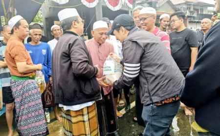 Gerak Cepat Pemprov Kalsel Atasi Dampak Banjir, Wagub Antar Paket Bantuan ke Banjar