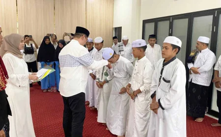 Ramadan Penuh Berkah, Kejari dan IAD Batola Berbagi dengan Anak Panti Asuhan