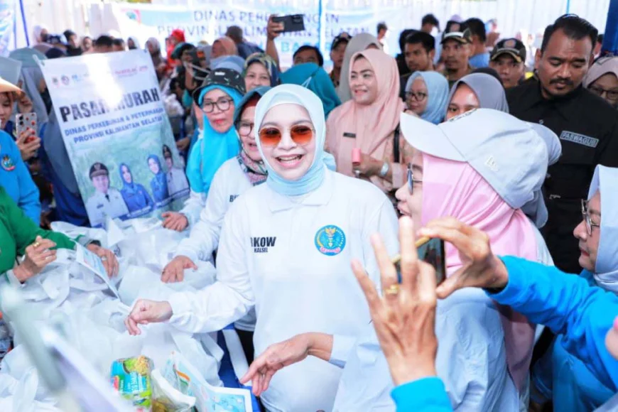 Antusias Warga Membeludak, Pasar Murah BKOW Kalsel Ludes Kurang dari 1 Jam