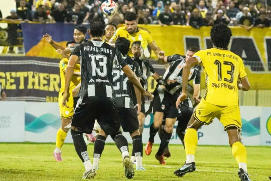 Dua Kartu Merah, Barito Putera Gagal Tekuk Kendal Tornado di 17 Mei