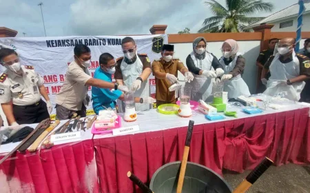 Didominasi Kasus Narkotika, Kejari Batola Musnahkan Barang Bukti Puluhan Perkara