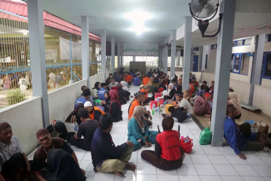 Momen Haru di Rutan Marabahan, Warga Binaan Buka Puasa Bersama Keluarga