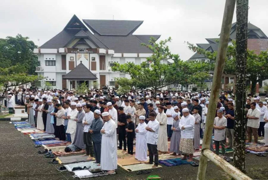 Salat Idulfitri 1447 Hijriah, Warga Muhammadiyah di Kalsel Padati Masjid dan Lapangan